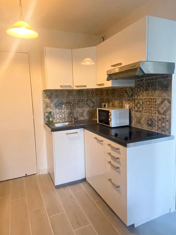 Appartement Frejus Avec Jardin, Piscine, Plage, Tennis المظهر الخارجي الصورة